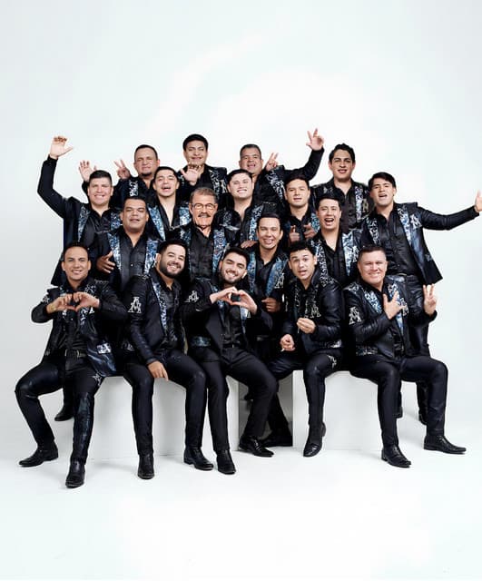 La Arrolladora Banda El Limón De Rene Camacho